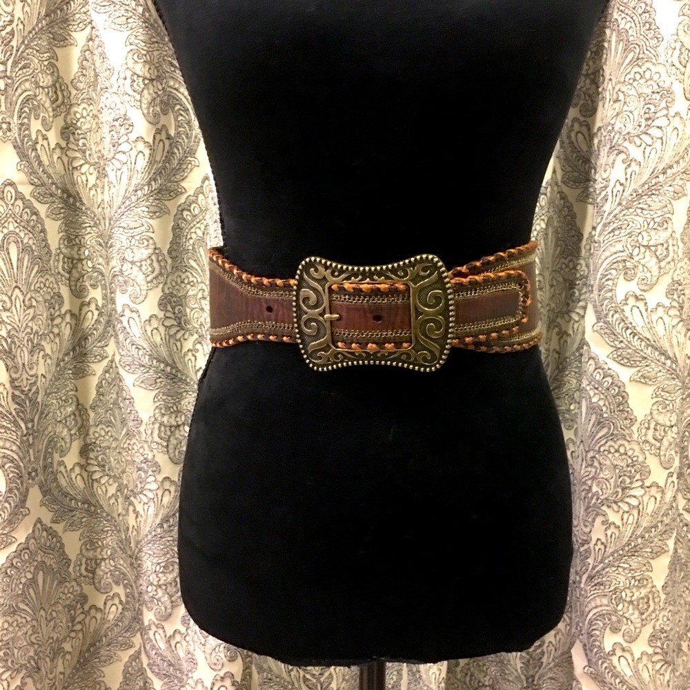 90s VNTG GENUINE LEATHER BROWN BELT WITH B…